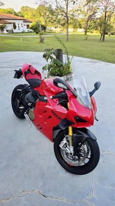 DUCATI PANIGALE V4 S DUCATI PANIGALE V4 S